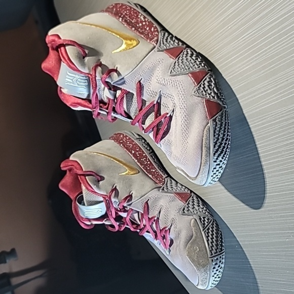 NIKEiD AR3867-991 XCNI Kyie 4 Custom Gray,‎ Maroon, & Gold Men's 11.5
